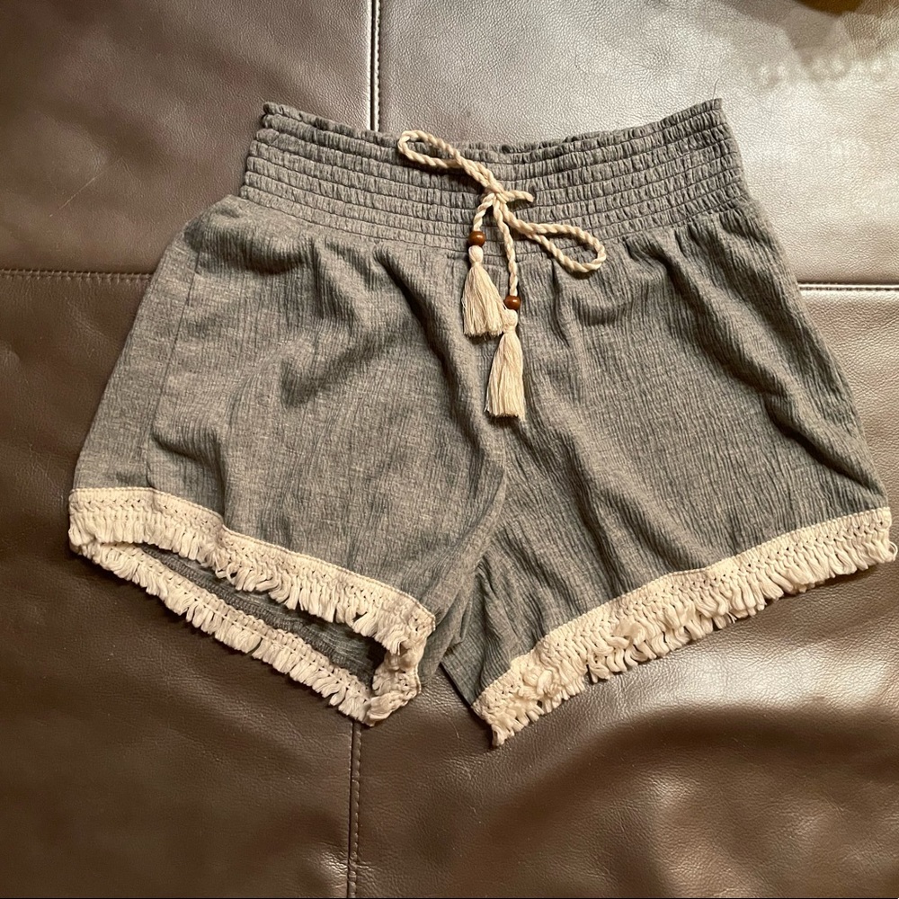 Grey shorts